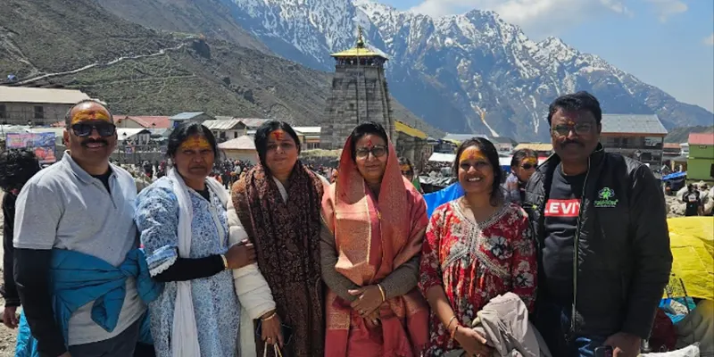 chardham-yatra-by-helicopter-slide-4